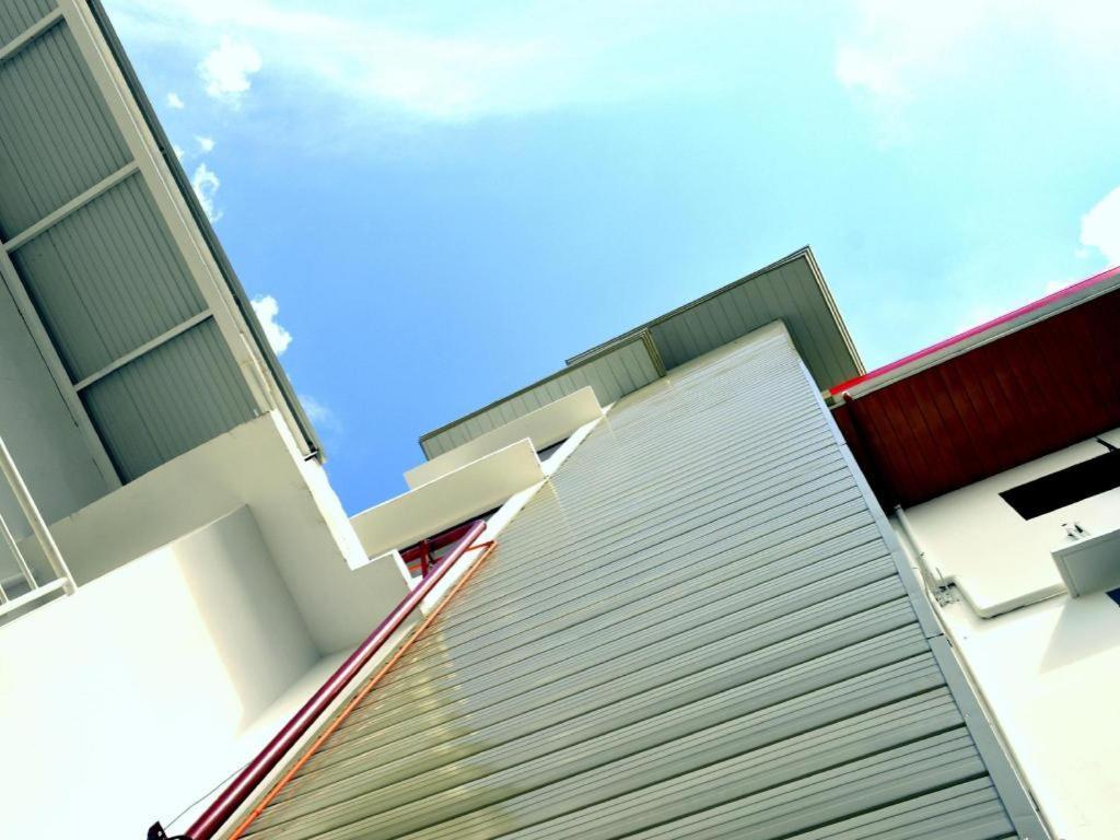 Big Daddy Hotel And Convention Center Butuan City Exteriör bild