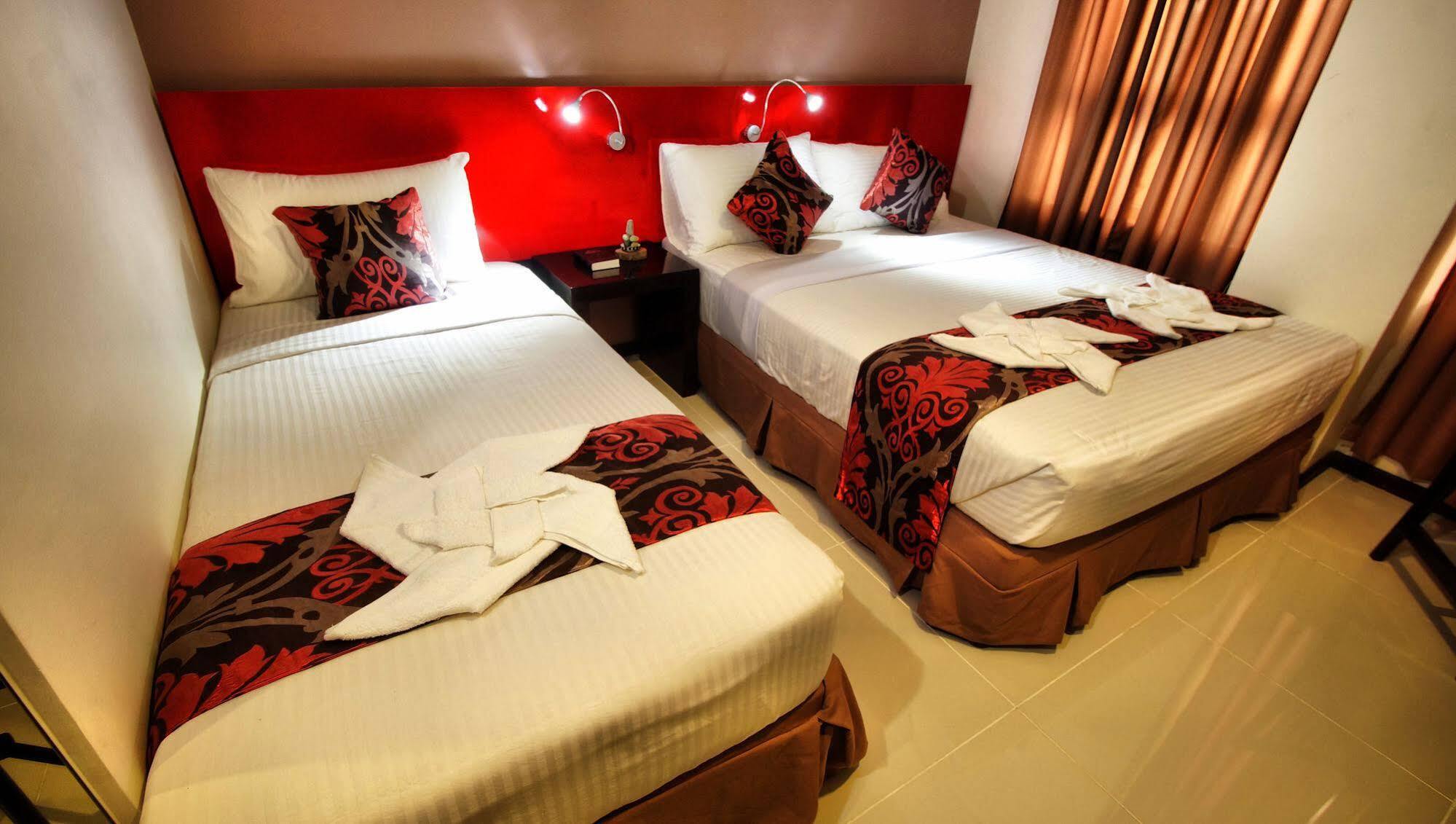 Big Daddy Hotel And Convention Center Butuan City Exteriör bild